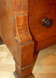 Antieke Hollandse chiffoniere