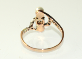 Antieke Art Nouveau ring met oudslijpsel diamant en parels