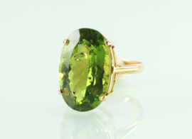 18 karaat gouden ring met grote 10 ct. peridot