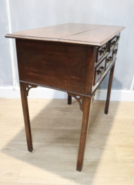 Antiek Engels wandtafeltje