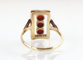 Vintage gouden ring bloedkoraal