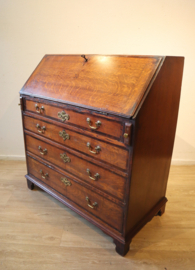 Antieke Engelse secretaire, 18e eeuw