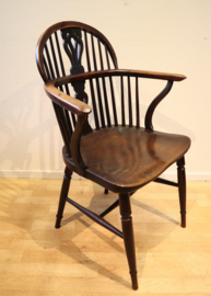 Antieke Engelse Windsorstoel taxushout, ca 1800