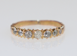 Antieke roségouden ring met 7 diamanten