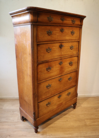 Antieke chiffonière met bureaugedeelte