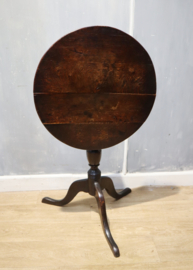 Antieke Engelse tilttoptafel, 18e eeuw