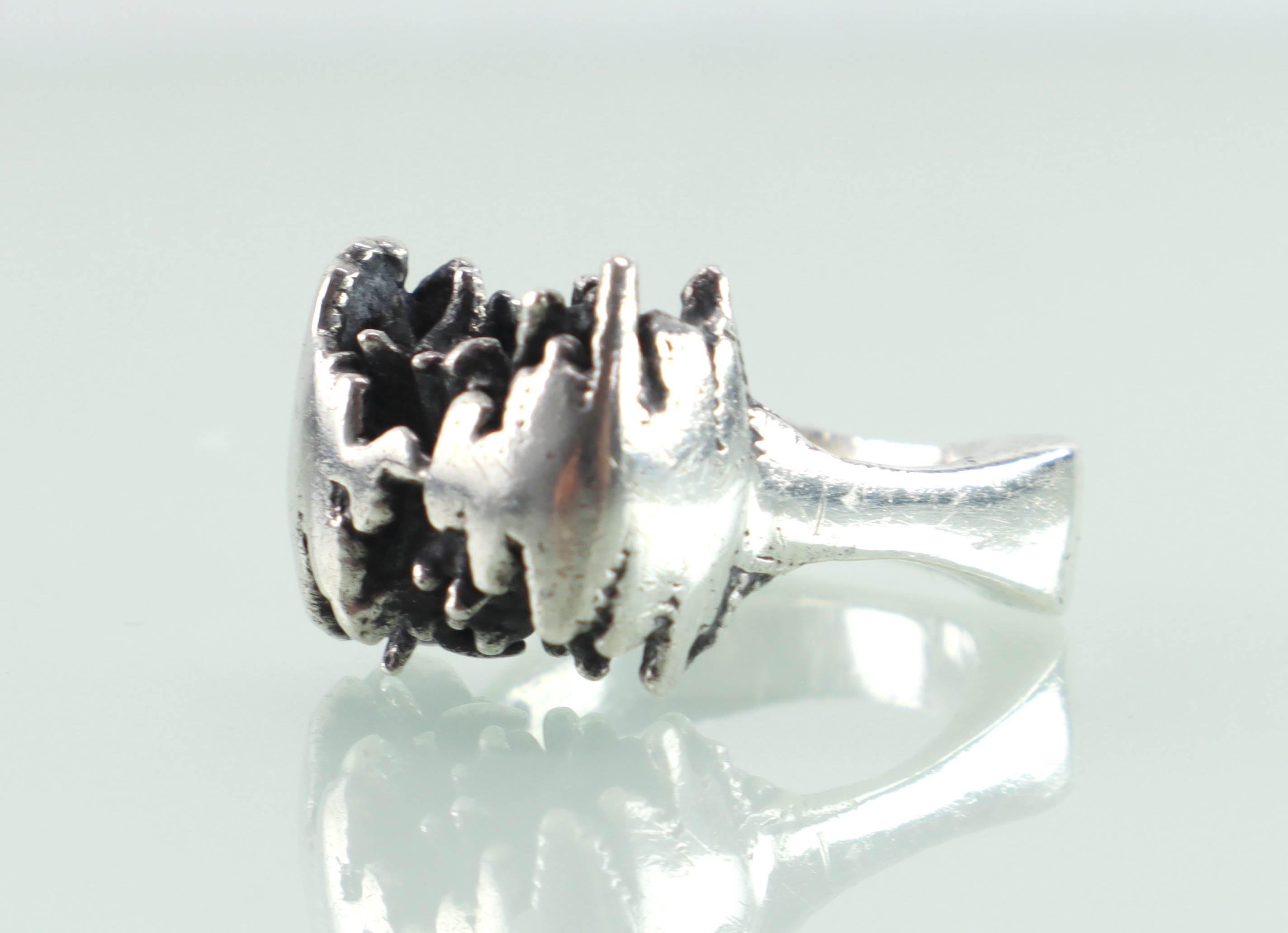 Vintage zilveren ring vermolmd hout jaren ‘70