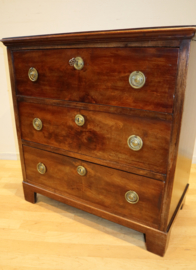 Antieke Hollandse commode, ladekast