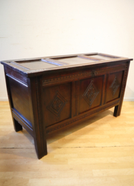 Antieke Engelse kist ca 1700