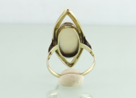 Vintage gouden ring met opaal