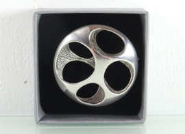 Vintage zilveren opengewerkte broche Begeer