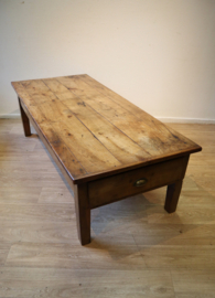 Antieke Franse salontafel