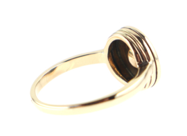 Antieke gouden ring met hartjes, parel, roosdiamanten en emaille