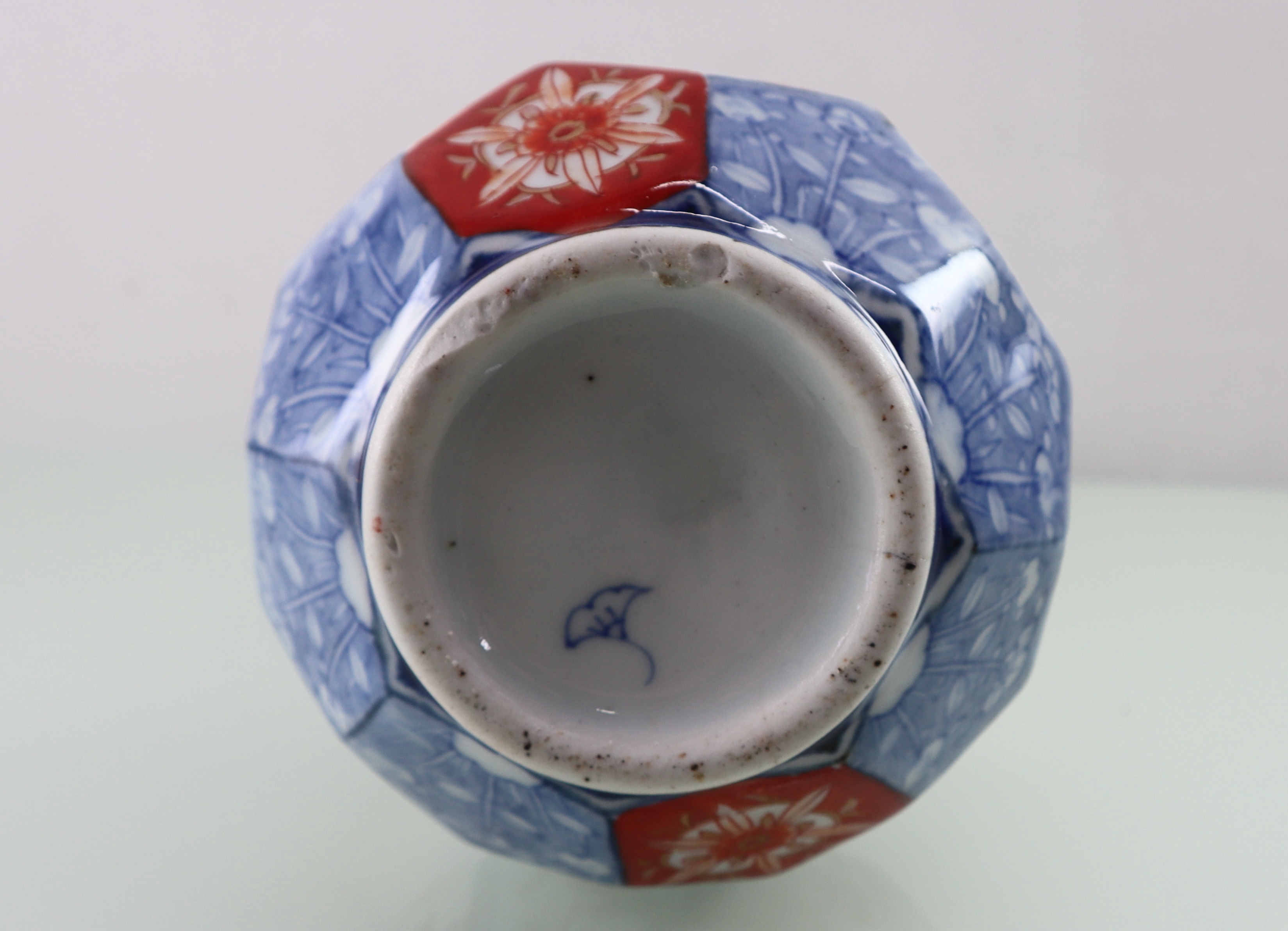 Antiek Japans Imari steelvaasje