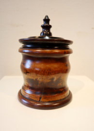 Antieke houten tabakspot