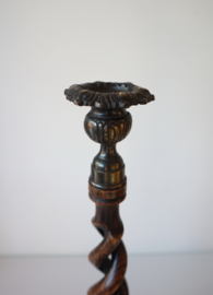 Set antieke Engelse houten kandelaars