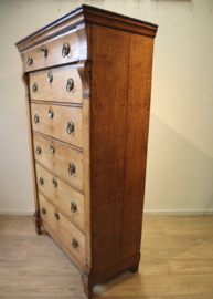 Antieke Hollandse chiffonière