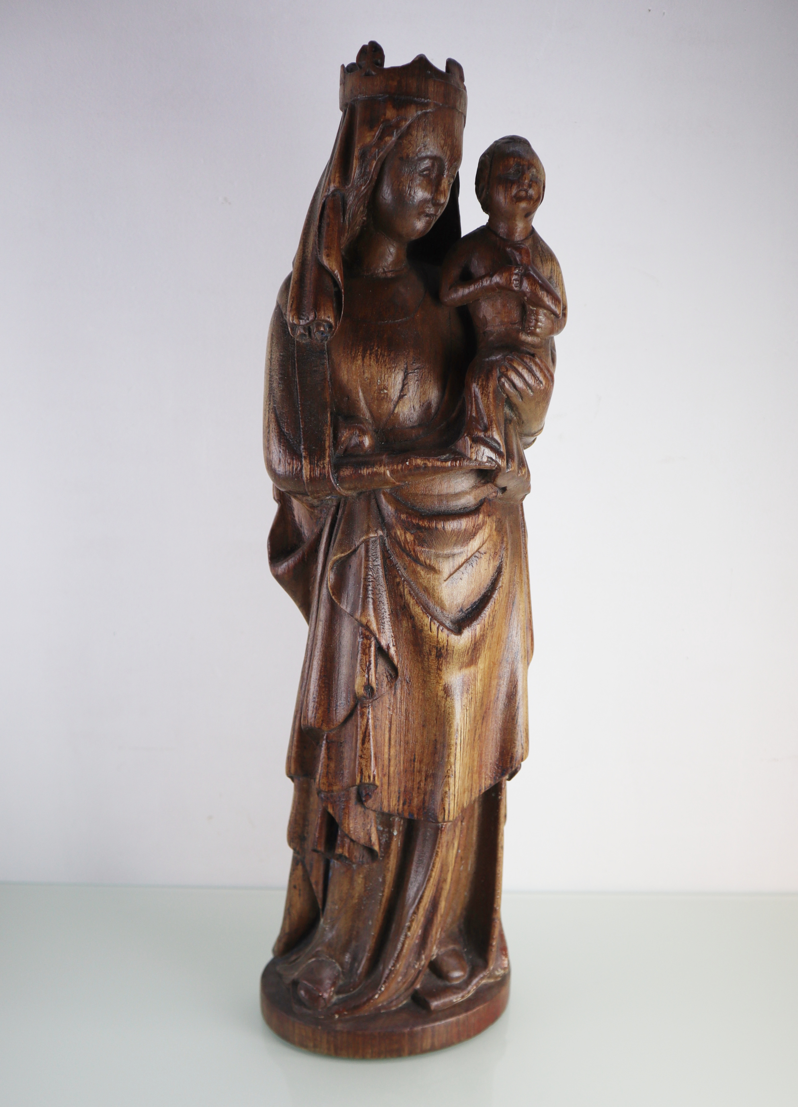 Antiek houten Mariabeeld