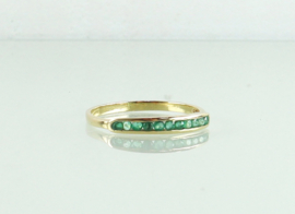 Gouden ring rijring 18 karaat met smaragd