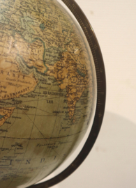 Antieke Nederlandse globe, Dr. Neuse ca. 1929