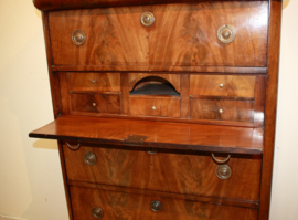 Antieke Hollandse chiffonière met secretaire