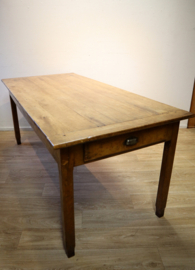 Antieke Franse tafel