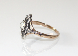 Antieke goud en zilveren ring met roosdiamanten
