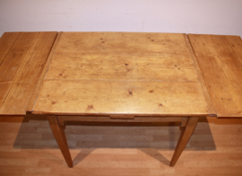 Antieke Franse tafel