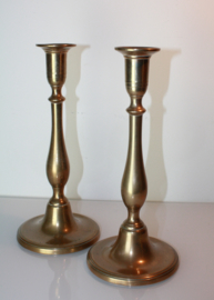 Set antieke bronzen Vlaamse kandelaars