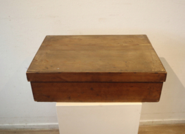 Twee antieke houten opbergdozen