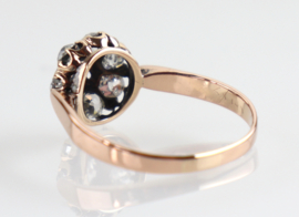 Antieke roségouden ring met oud slijpsel diamanten