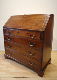 Antieke Engelse secretaire 18e eeuw