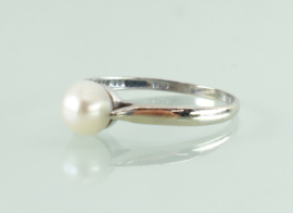 Art Deco 18 karaat witgouden ring met barok parel
