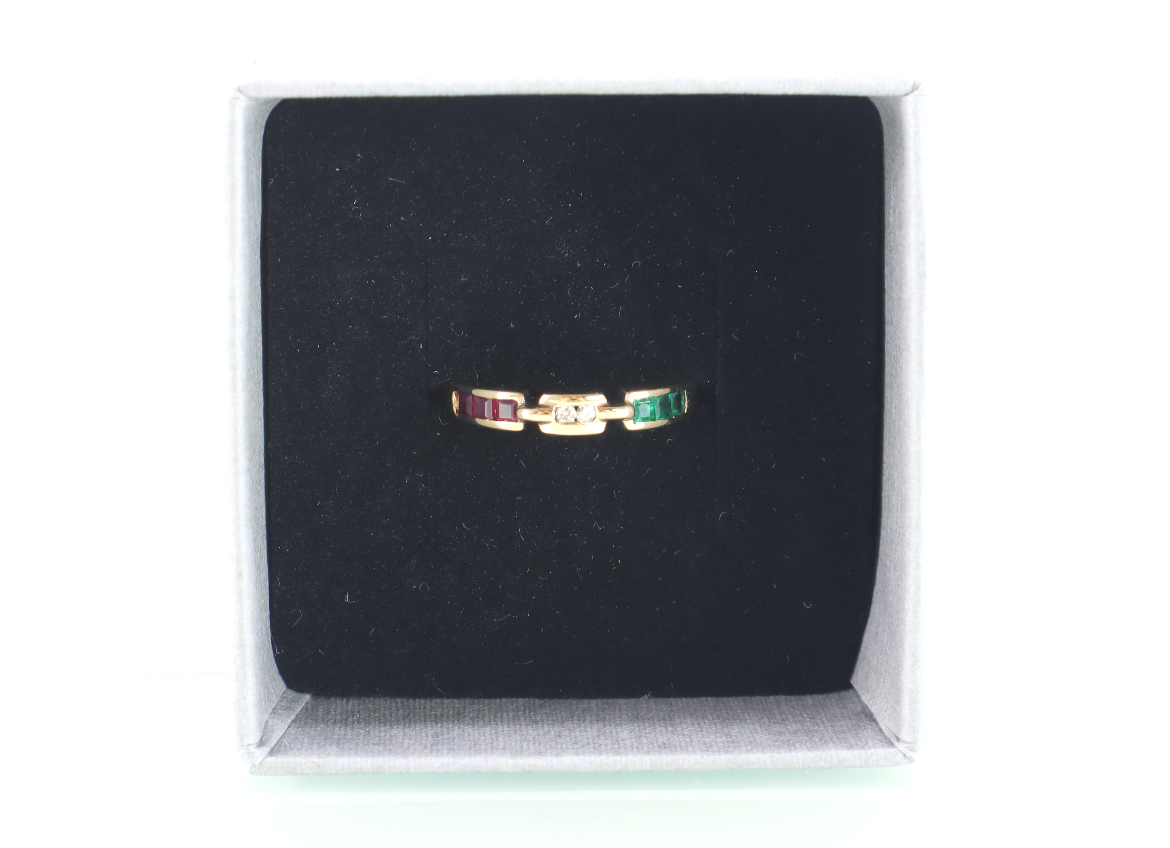 Gouden ring 18 karaat diamant, robijn, smaragd