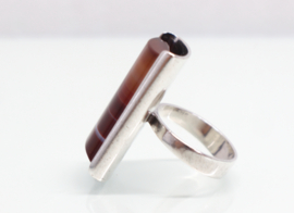 Vintage zilveren ring streep-agaat Finland 1969-1972