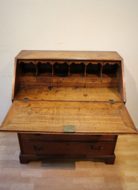 Antieke Engelse secretaire