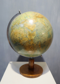 Vintage globe A.Krause