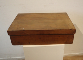 Twee antieke houten opbergdozen