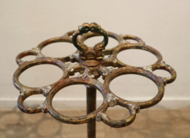 Antieke metalen paraplustandaard