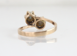 Antieke roségouden ring met twee parels in kroonzetting