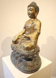 Bronzen boeddha bhumisparsha mudra