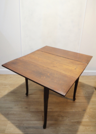 Antieke Engelse Pembroketafel, 18e eeuw
