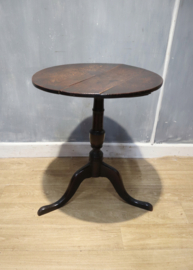 Antieke Engelse tilttoptafel, 18e eeuw