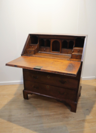 Antieke Engelse secretaire, 18e eeuw