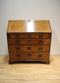 Antieke Engelse secretaire