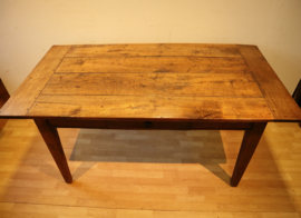 Antieke Franse boerentafel