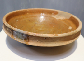 Twee aardewerk schalen