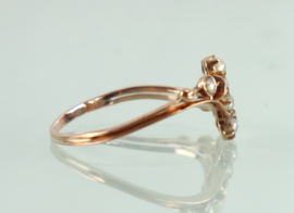 Antieke gouden ring met zaadparels, 19e eeuw