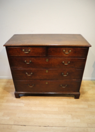 Antieke Engelse commode 18e eeuw