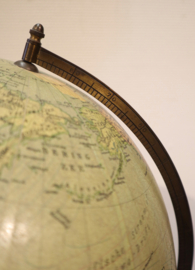 Antieke Nederlandse globe, Dr. Neuse/Bijleveld ca. 1929